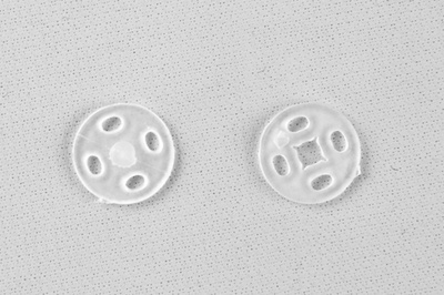 Кнопки пришивные пластиковые 10 мм, блистер 24шт, цв.-прозрачные - купить в Калининграде. Цена: 48.41 руб.
