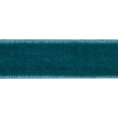 Лента бархатная нейлон, шир.12 мм, (упак. 45,7м), цв.65-изумруд - купить в Калининграде. Цена: 392 руб.